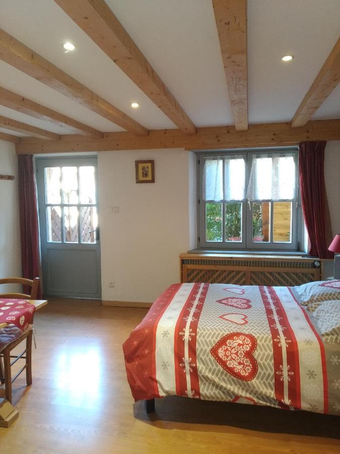 Chez Frederic Et Alexandre Apartment Bennwihr Bagian luar foto