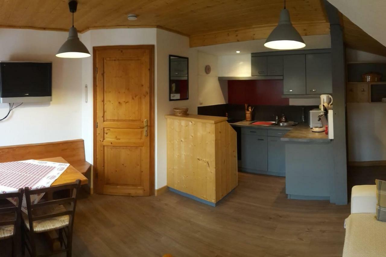 Chez Frederic Et Alexandre Apartment Bennwihr Bagian luar foto