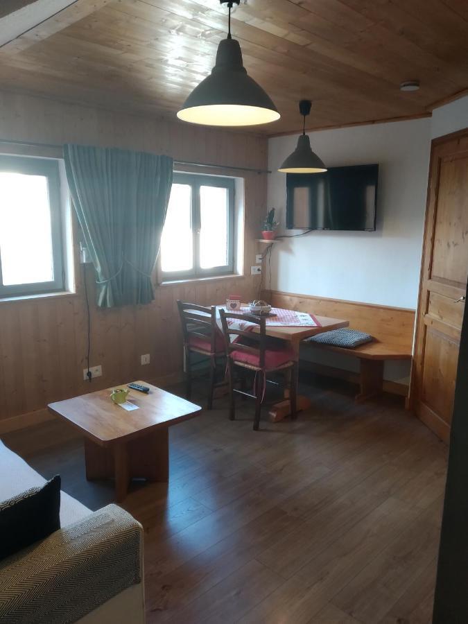 Chez Frederic Et Alexandre Apartment Bennwihr Bagian luar foto